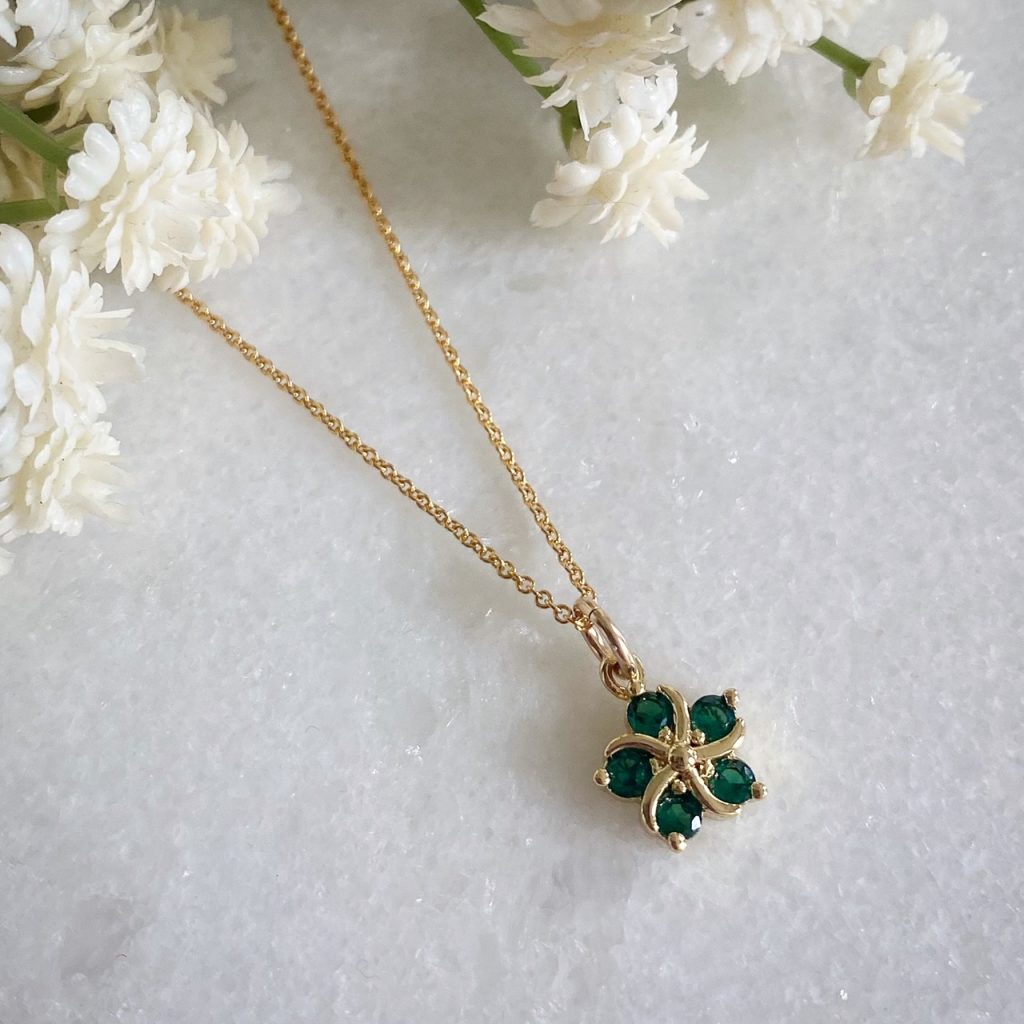Lila Emerald Green Flower Necklace - Wisteria London